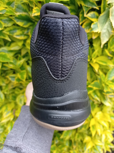 Tenis Reebok More Buckets #8.5
