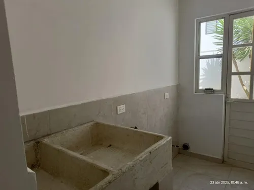 Casa En Renta, Sector Viñedos