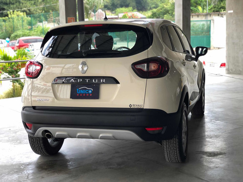 Imagen 4 de 15 de Renault Captur 2018 2.0 Intens Mt