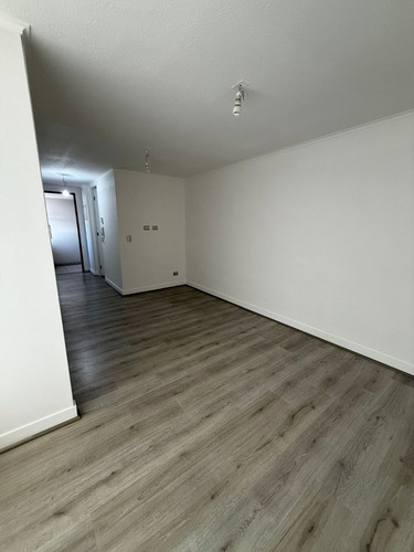 Homestudio En Arriendo, Amalia Errazuriz 956, Independencia