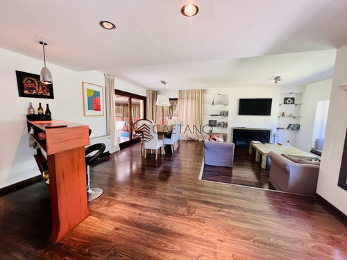 Imagen 3 de 24 de Casa En Venta Para Vivir Todo El Año En Punta Del Este Cinco Dormitorios - Punta Del Este Beverly Hills