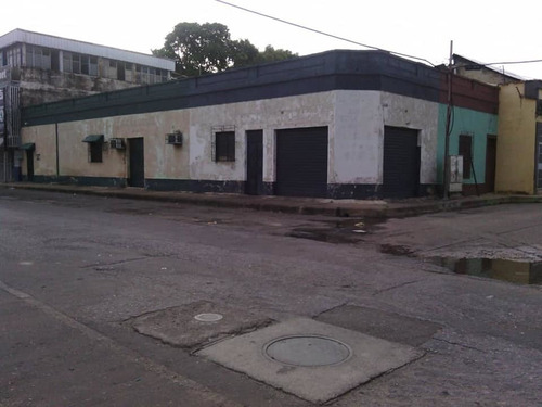 Imagen 2 de 3 de Se Vende Casa, Ubicada En Valencia, Av. Michelena.