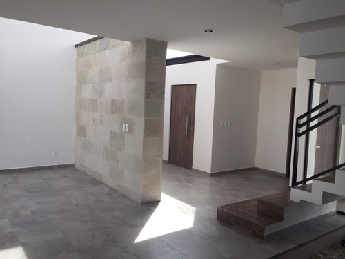 Imagen 6 de 28 de Casa Con Jardin Y Terraza Real De Juriquilla