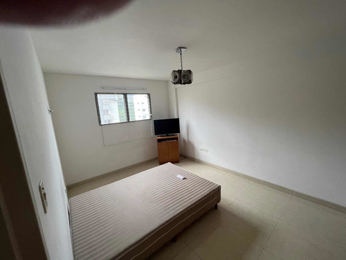 Imagen 20 de 22 de Apartamento Recien Remodelado De 3 Habitaciones Y 2 Baños
