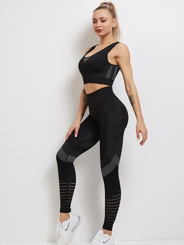 Conjunto Deportivo- Ref. 5070- Negro- Lycra + Top.