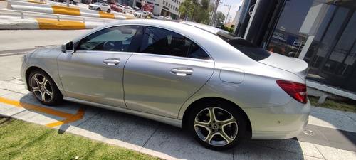 Imagen 3 de 15 de Mercedes Benz Cla 200 Sport Con Techo 2019 Plata