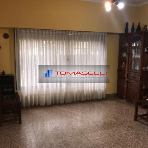 Casa - Venta - La Tablada - 6 Ambientes - Dos Plantas