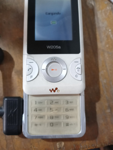Celular Sony Ericsson W205a Antiguo Colección. Blanco (Usado)