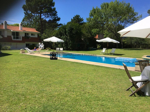 Casa En Rincón Del Indio - Punta Del Este- Ref: 1717