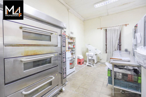 Casa En Venta De 1 Dorm. En Lo Espejo