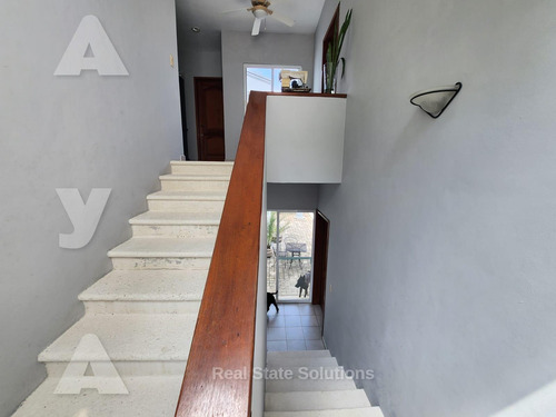 Casa En Venta 4 Recámaras, Amueblada, Piscina, Estudio Tv, Res. Campestre, Cancún