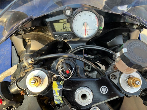 Yamaha R6