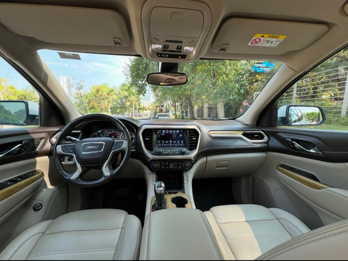 GMC Acadia 3.7 Denali At