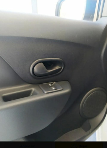 Imagen 14 de 15 de Renault Sandero (rr)