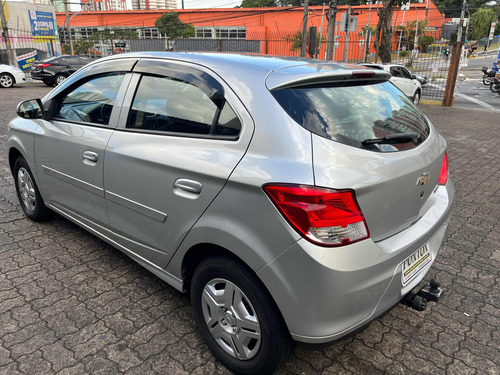Chevrolet Onix 1.0 Lt 5p