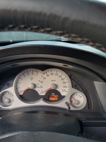 Imagen 8 de 10 de Chevrolet Meriva 2004 1.8 Gls