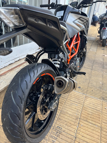 Ktm Duke 250 Usada Al Dia, Pronta Para Transferir.