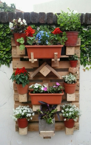 Imagen 10 de 10 de Macetero De Madera Tipo Jardin Vertical