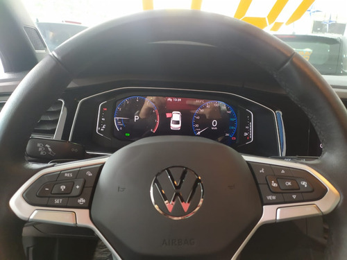 Volkswagen Virtus 1.0 200 TSI Highline (Flex) (Aut)