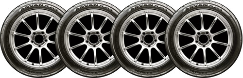 Kit de 4 llantas Yokohama ADVAN FLEVA V701 Varios Vehículos todos los Años P 205/40R18 86 W