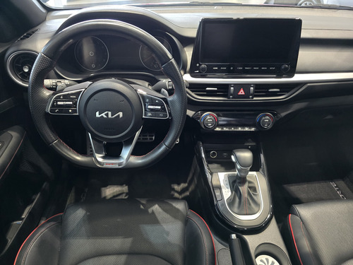 Kia Forte 4p GT L4/1.6/T Aut