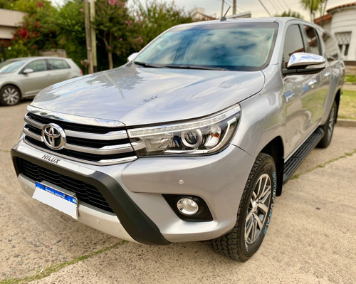 Toyota Hilux Srx Automatica 4x4 Services Oficiales Impecable