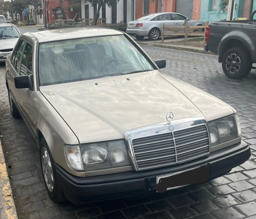 Mercedes Benz 300e