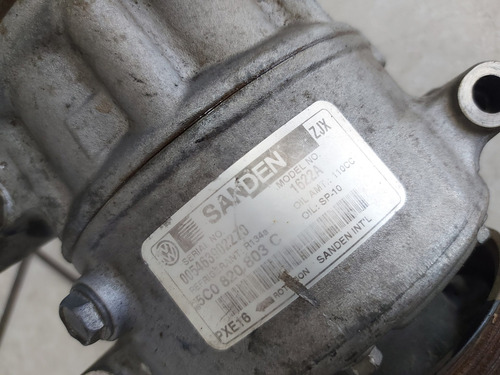 Compresor Vw Jetta A4 13-15 2.0 5c0820903c (Usado)