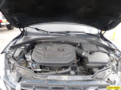 Volvo Xc60 2.0cc At Aa 4x2