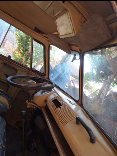 Imagem 3 de 11 de Volkswagen Kombi Vw Kombi Corujinha