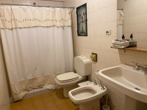 Imagen 16 de 23 de Remax Vende Dpto De Dos Dormitorios Con Cochera