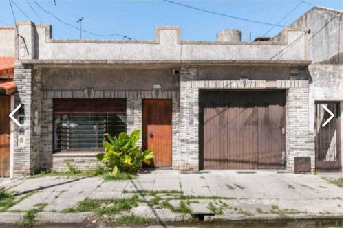 Venta De Ph 3 Ambientes Con Cochera En Lanús