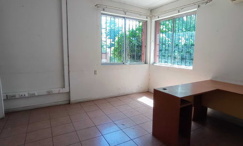 Vende Cómoda Propiedad Comercial Talca (63789)