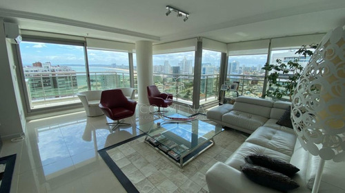 Imagen 2 de 19 de Espectacular Penthouse! En Torre Emblemática Del Este!!!! - Punta Del Este Brava