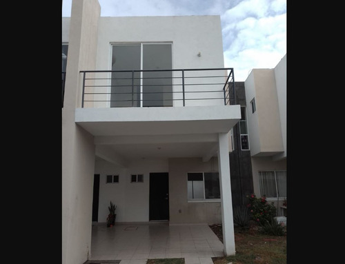 Pongo Casa En Venta Ubicada En Ciudad Del Sol Queretaro, Has Cita Y Visita Tu Nuevo Hogar Precio Por Debajo Del Valor Comercial_mv