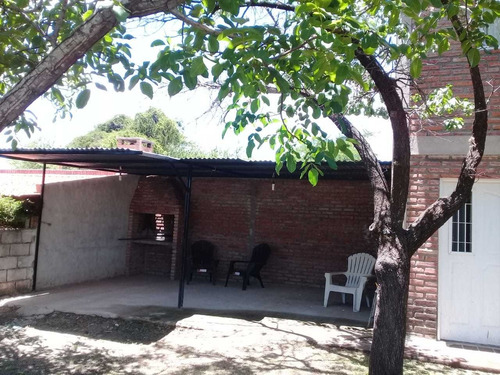 Imagen 8 de 23 de Casa Y Cabaña Para 5 Personas En El Centro De Mina Clavero