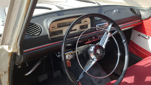 Peugeot 404 Color Blanco Bariloche Impecable.