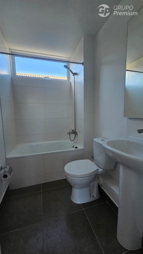 Casa En Arriendo De 3 Dorm. En Isla De Maipo