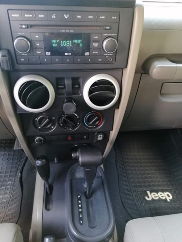 Imagen 8 de 14 de Jeep Wrangler 2008 Sahara 4x4 Impecable Factura Original