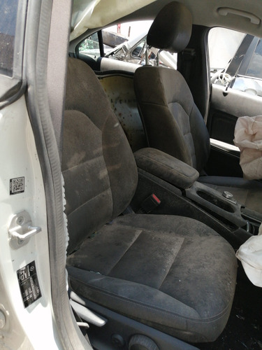 Imagen 9 de 10 de Mercedes Benz Cla 200 Por Partes