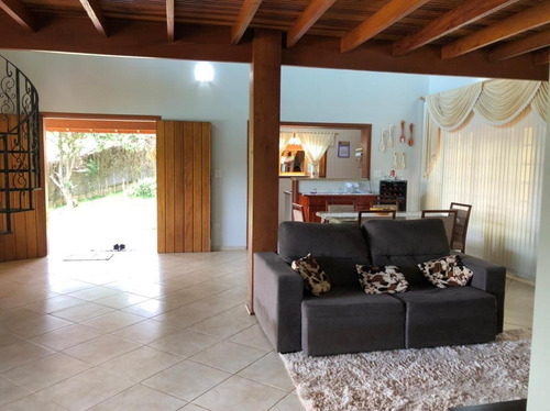 Condomínio Ibiúna 1.000 Mts Casa, Piscina ,oportunidade!!