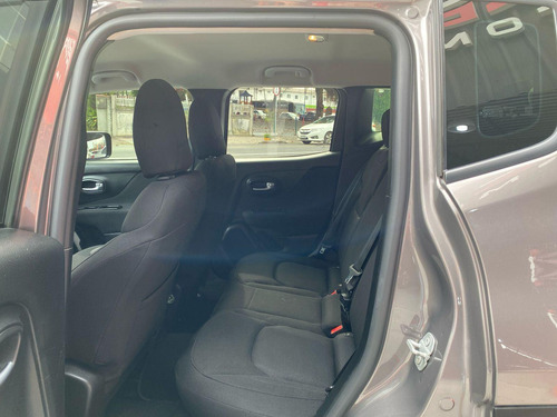 Jeep Renegade Sport 1.8 4x2 Flex 16V Aut.