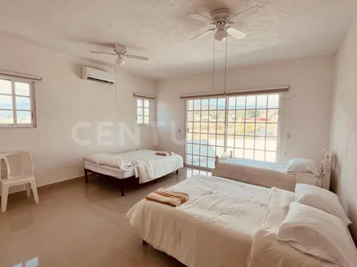 Casa Con Alberca En Venta, Oaxtepec, Morelos