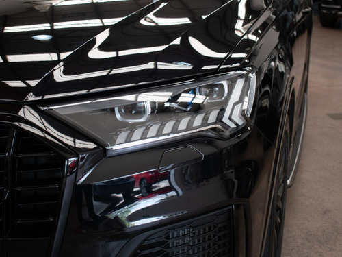 Audi Q7 2021