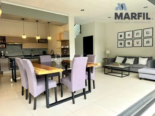 Casa En Venta De 4 Recámaras Residencial Rincon Del Colibri Norte De Colima