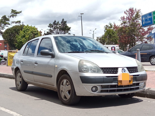 Imagen 6 de 16 de Renault Symbol 1.6 Expression