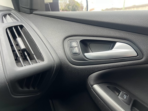 Ford Focus III 2.0 Se Plus Mt