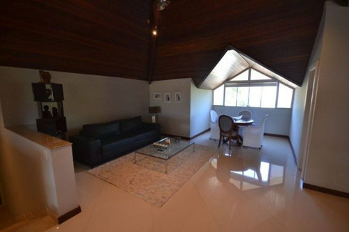 Casa De Condomínio À Venda Na Rua Professor Álvaro Rebello, Barra Da Tijuca, Rio De Janeiro - Rj - Liv-9315
