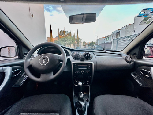 Renault Sandero 1.6 Dynamique Mt