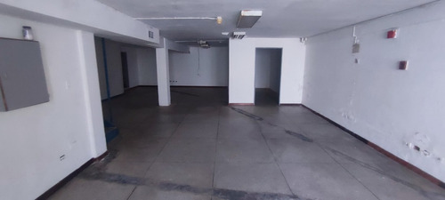Edificio Comercial En Venta Av. Bermúdez, Los Teques | Alta Afluencia Y Potencial De Negocio